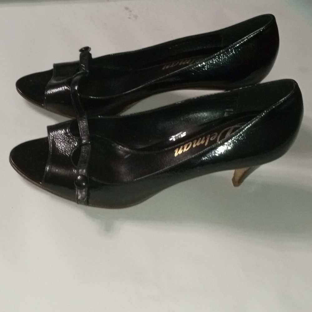 Size - Picture 3 of 3